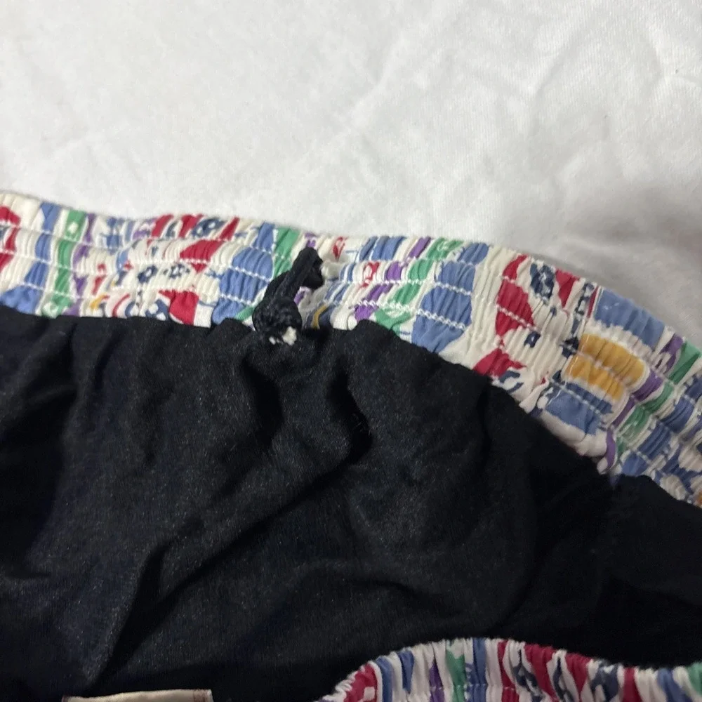 Gazelle New York Men's Print Short Shorts Sz‎ 2 (see measurements) RARE Vintage